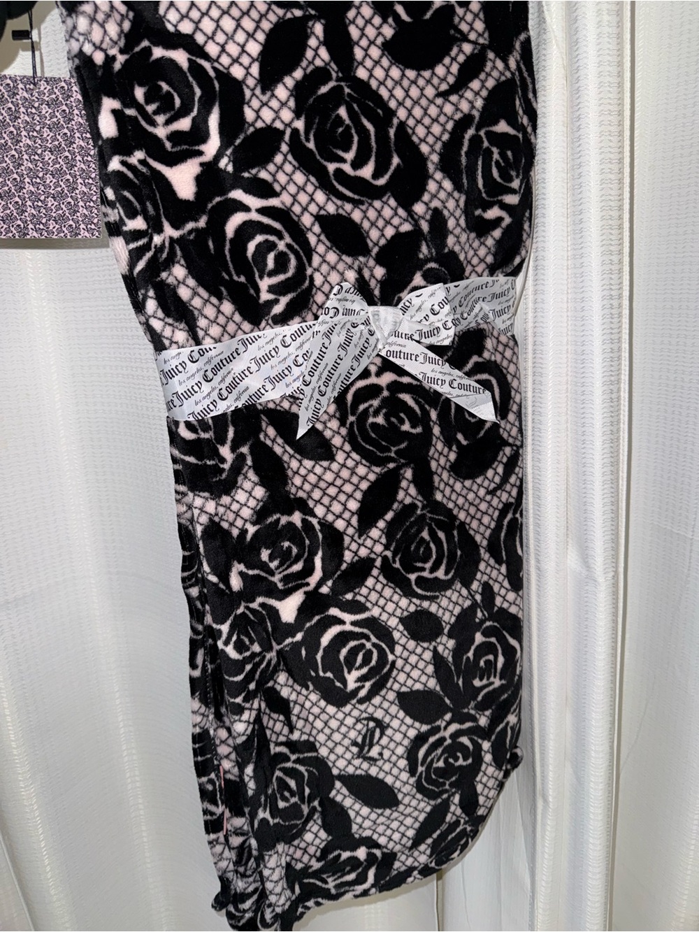 Juicy Couture Black & Light Pink Rose Print Plush Throw Blanket